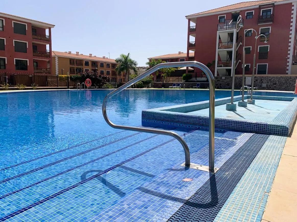 Luminoso Y Elegante, Piscinas Y Pistas De Padel Apartment Palm-mar Spain
